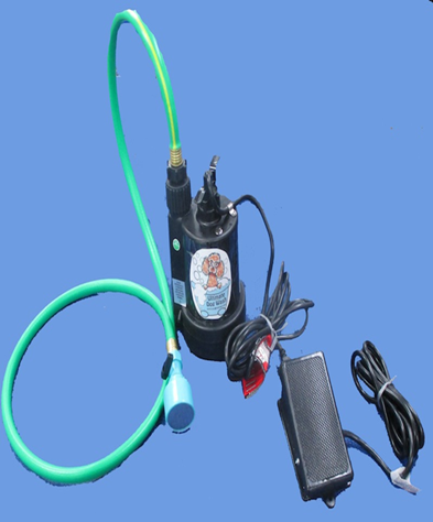 Recirculating dog grooming shampoo machine used in a grooming tub.